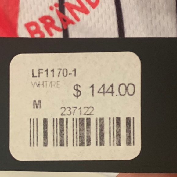 LF Cropped Tee - Picture 5 of 5